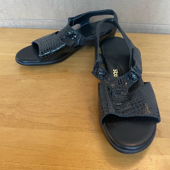 SAS Sandals - Picture 2 of 6